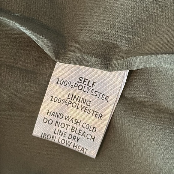 Vici Collection Promesa Kaitlin Quilted Floral Jacket Olive Green Size Large NWT - Picture 9 of 9